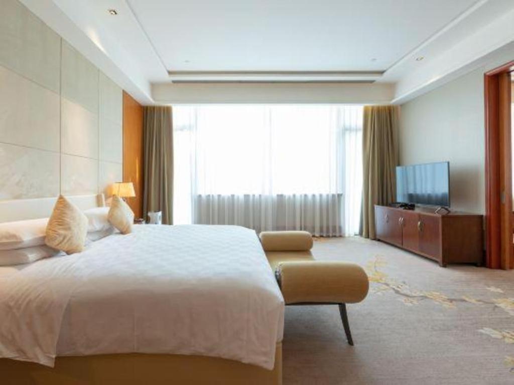 Suzhou Jinji Lake Grand Hotel Exterior photo