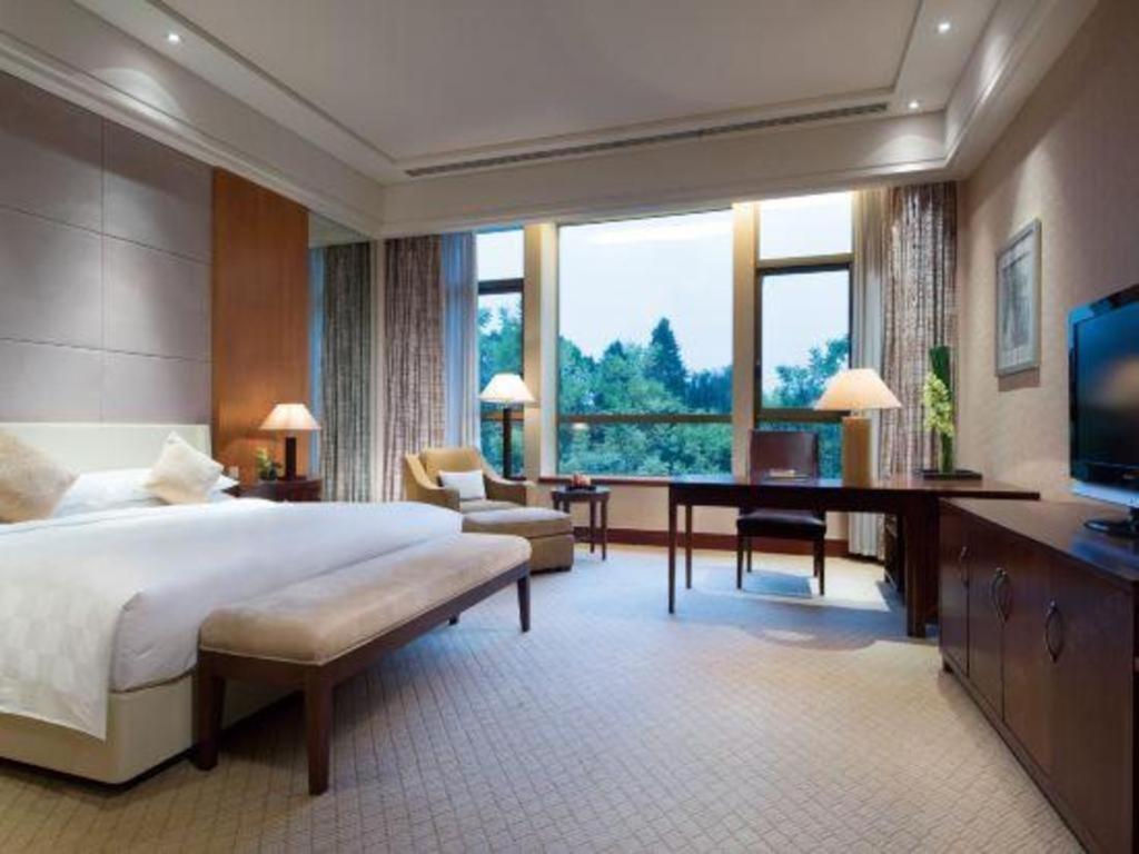 Suzhou Jinji Lake Grand Hotel Exterior photo