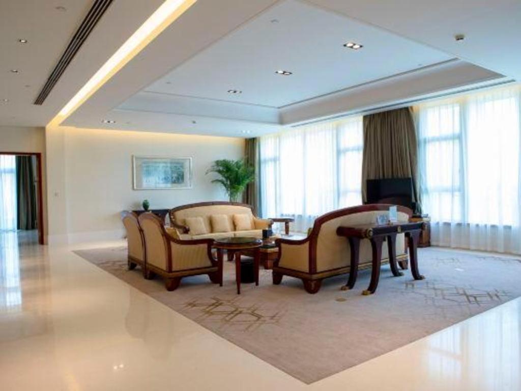 Suzhou Jinji Lake Grand Hotel Exterior photo