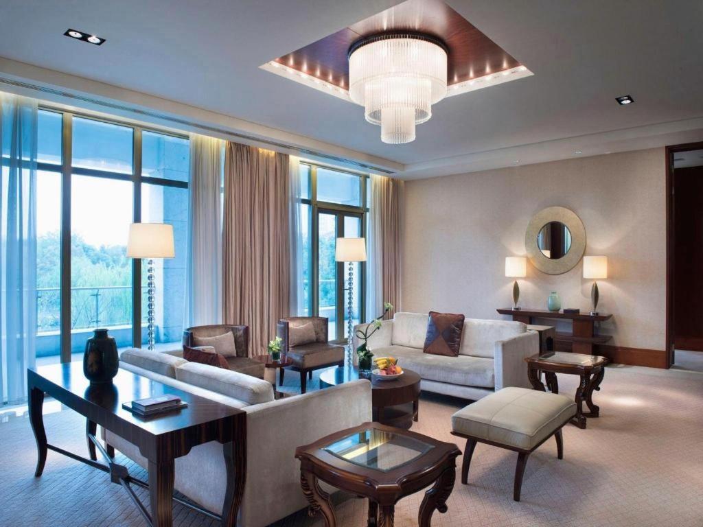Suzhou Jinji Lake Grand Hotel Exterior photo